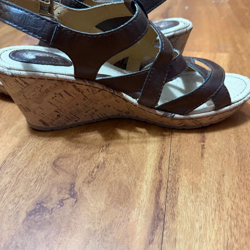 b.o.c. Wedge Sandals Women 10 Brown Z46106CIC18 Strappy Cork Heel Comfort Summer